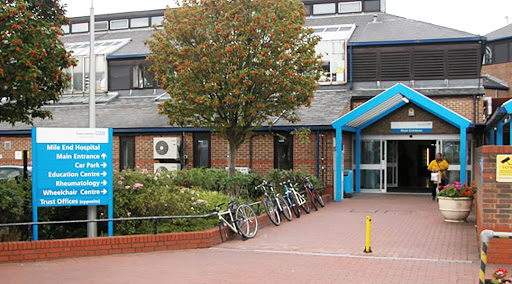 A picture of Mile End Hospital entrance